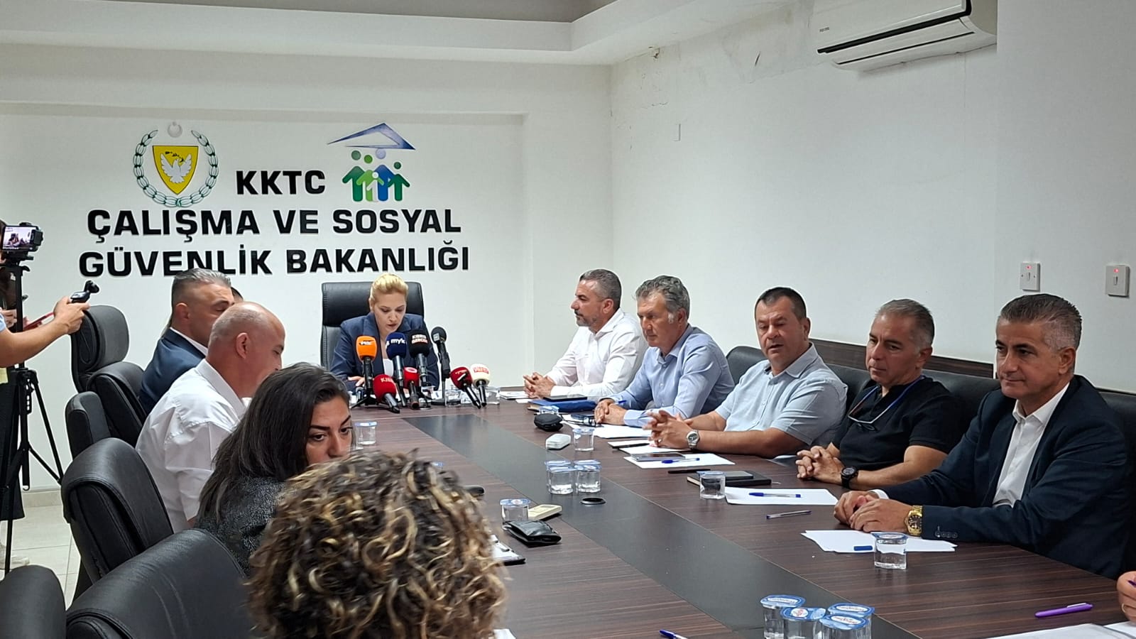 Asgari ücret komisyonu bakanlıkta toplandı