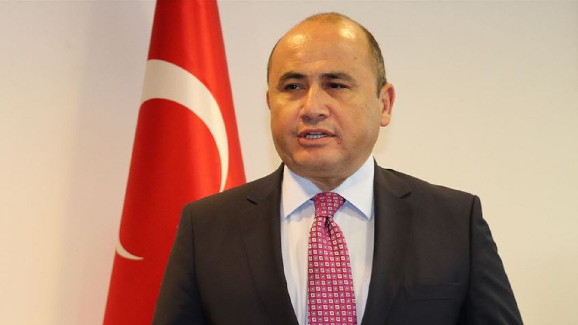 TC Lefkoşa Büyükelçisi Başçeri, hastanede tedavi gören Cumhurbaşkanı Erhürman’ı ziyaret etti