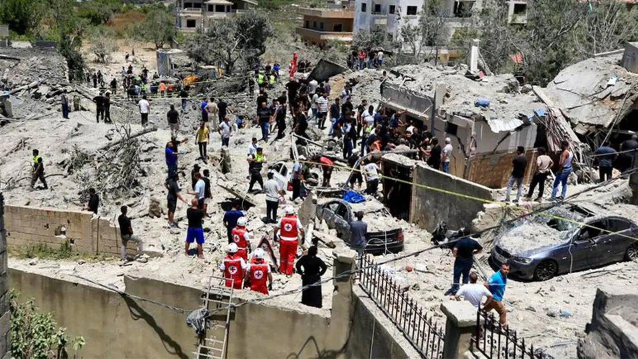 İsrail’in 2 Mart’tan bu yana Lübnan’a düzenlediği saldırılarda ölenlerin sayısı 4 bin 300’ü geçti