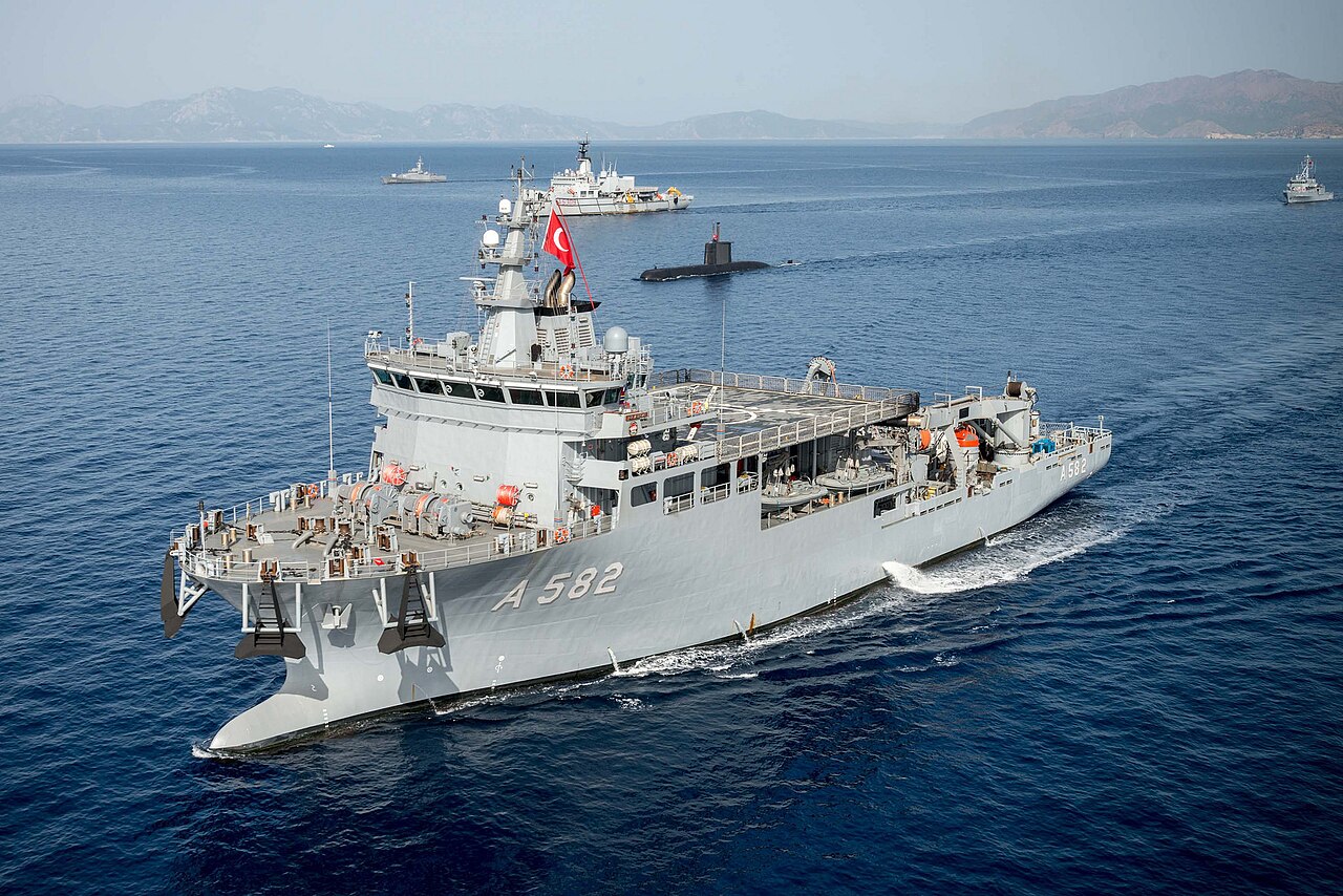 Akdeniz’deki faciada kritik gelişme: TCG Alemdar bölgeye ulaştı, batığa müdahale ediliyor