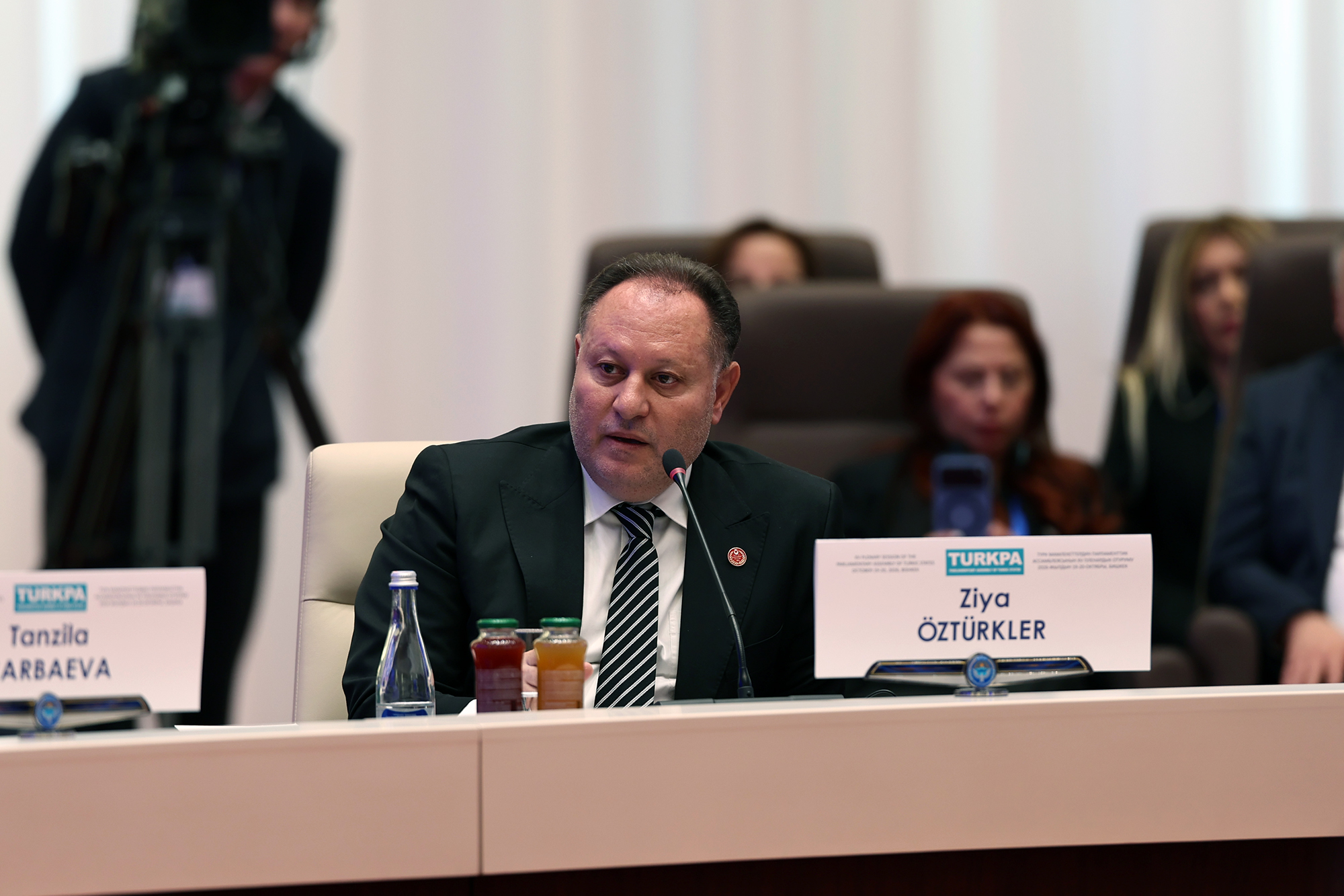 Öztürkler Türk dünyasına seslendi: “Egemen eşitliğimizden asla taviz vermeyeceğiz”