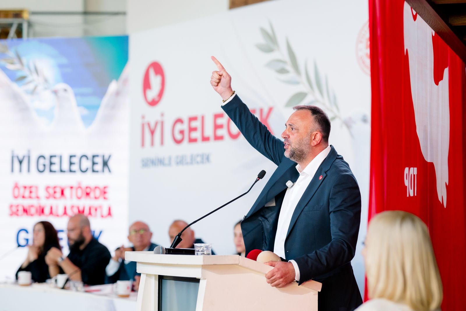 Çeler’den tüm siyasi partilere hodri meydan: “Dokunulmazlık taahhüdünü siz de imzalayın!”