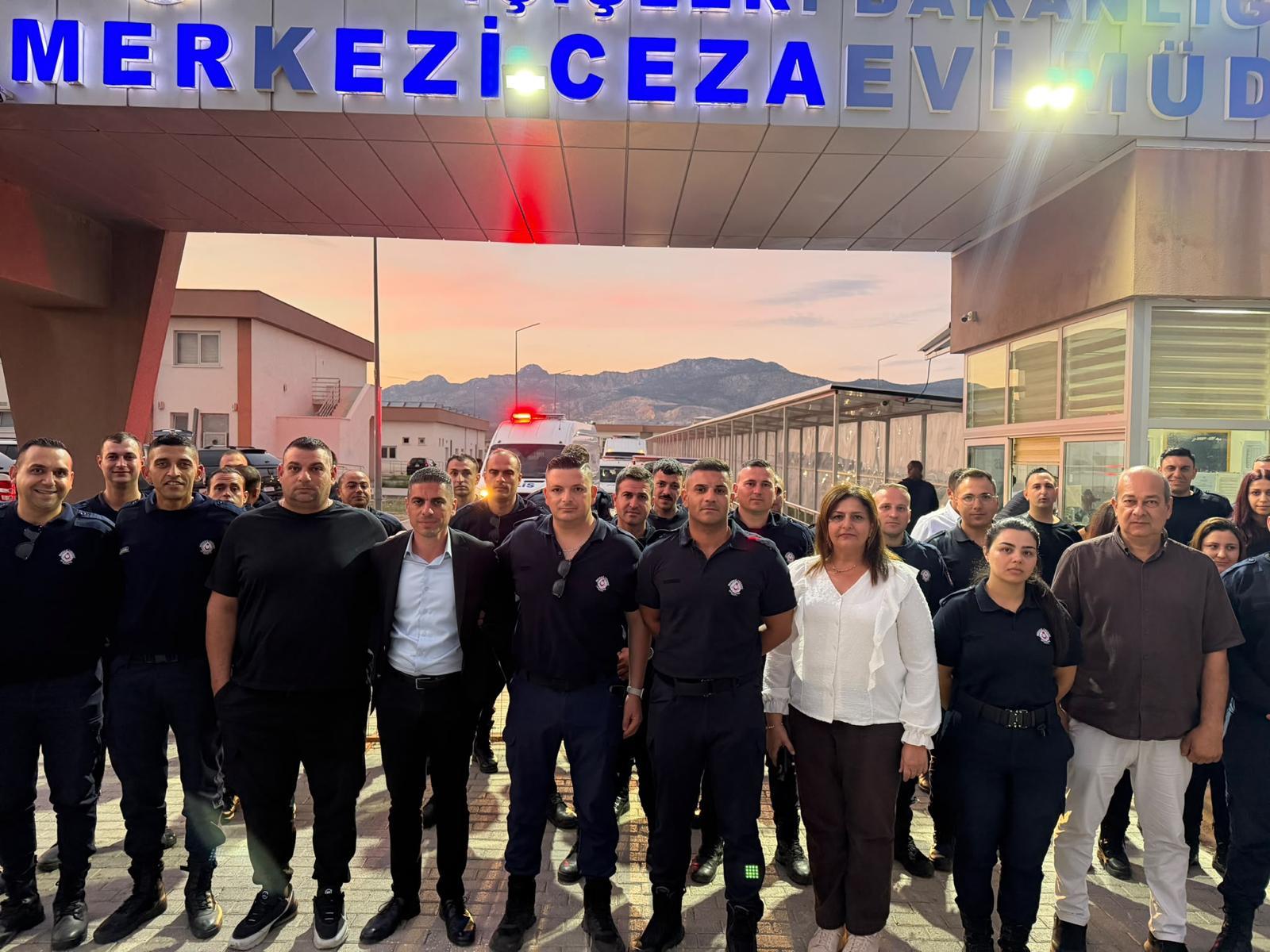 Merkezi Cezaevi’nde grev devam ediyor!