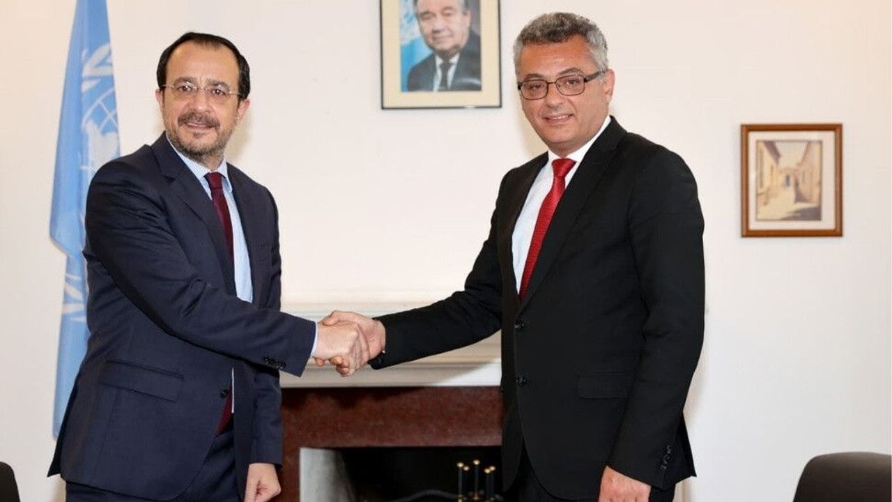 Liderler görüşmesi başladı